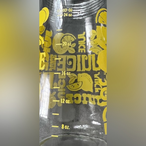 Vintage Glass
Carafe Lemons Yellow Flip Jar Top Lid 70s - Picture 2 of 11